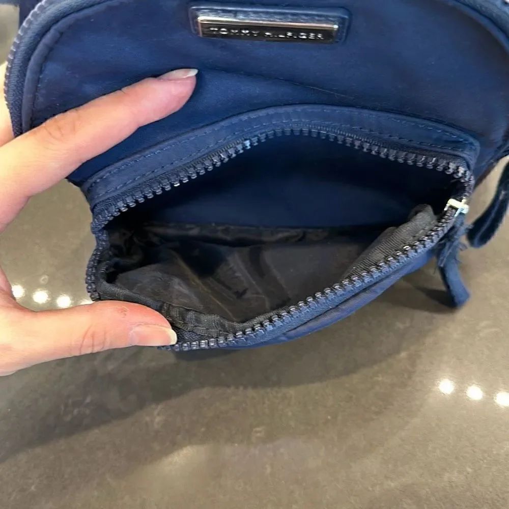 Tommy Hilfiger Mini Backpack - Picture 5 of 8